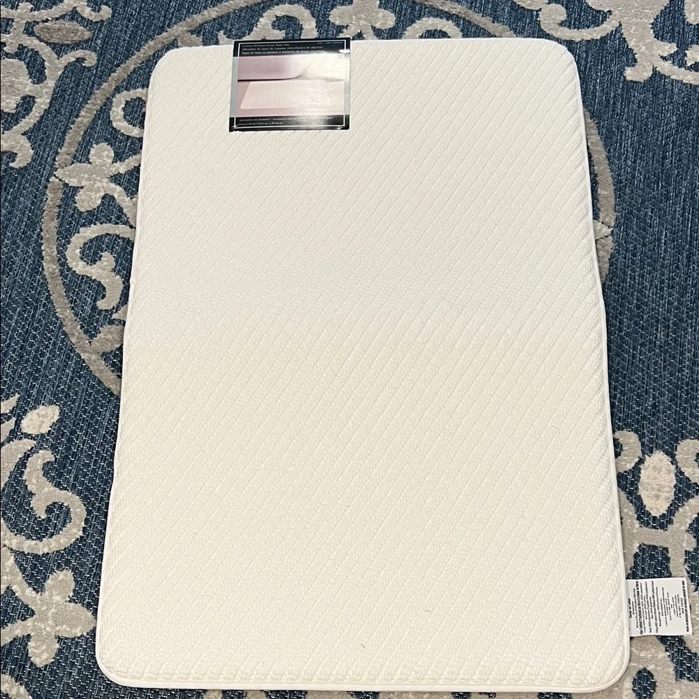Cotton Memory Foam White Quilted Bath Mat